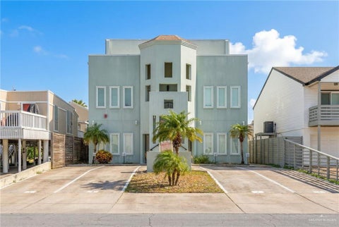 Condo For Sale - 112 E Acapulco Street<br/> Cameron County, South Padre Island, TX 78597