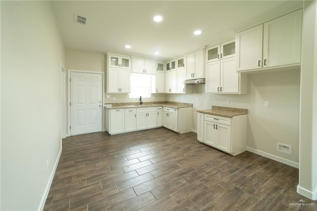 705 Heaven Street, Weslaco, Texas image 3