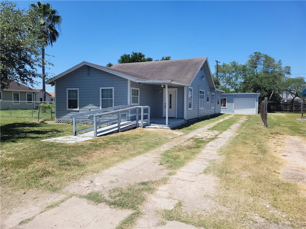 315 W Samano Street