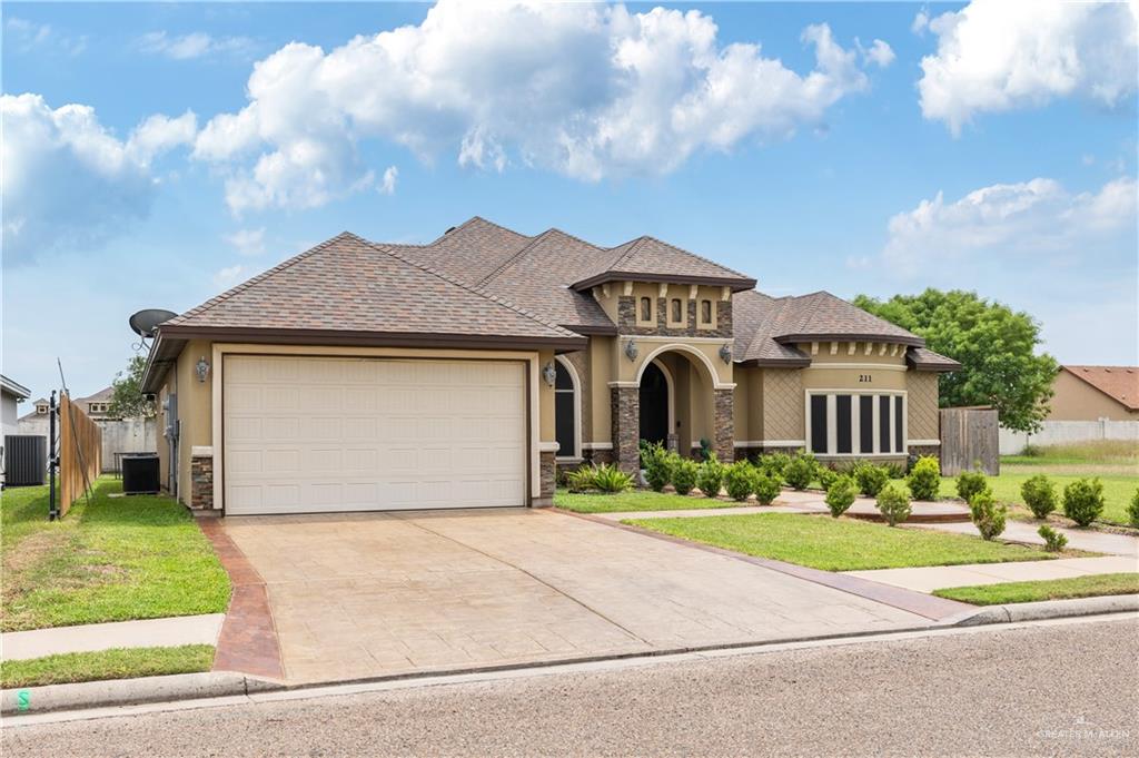 211 River Trail Street, Rio Grande City, Texas image 21