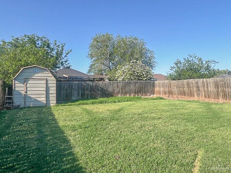 810 W Gabriella Avenue, Pharr, Texas image 2