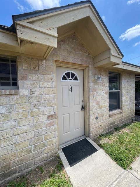 Apartment For Rent - 1205 S Palm Drive #4<br/> Pharr, TX 78577