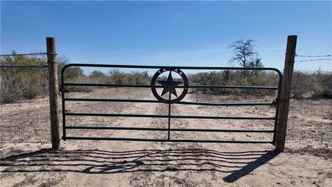 Vacant Land For Sale - Cr 309 Road<br/> Brooks County, Encino, TX 78353