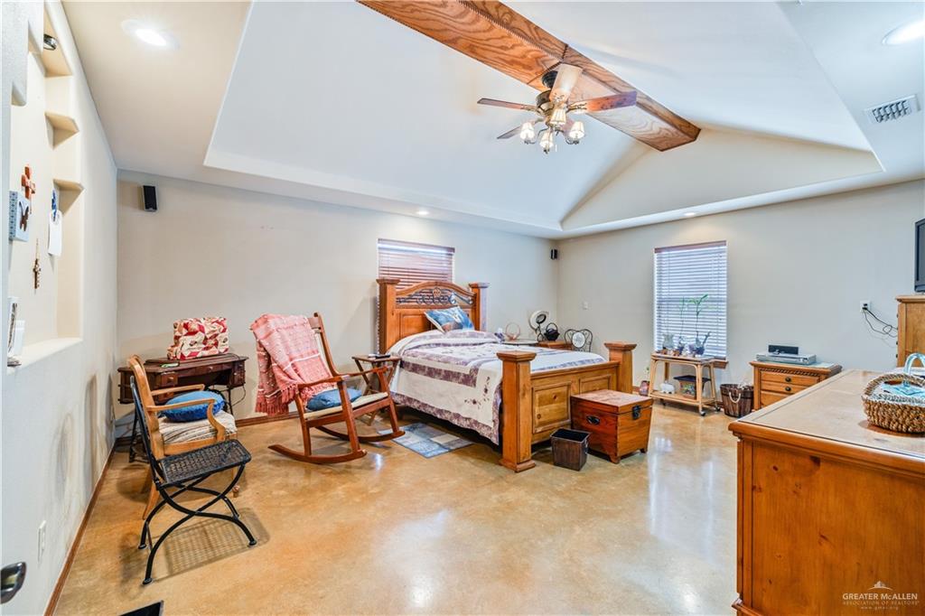 3120 Mesquite Country Avenue, Rio Grande City, Texas image 6