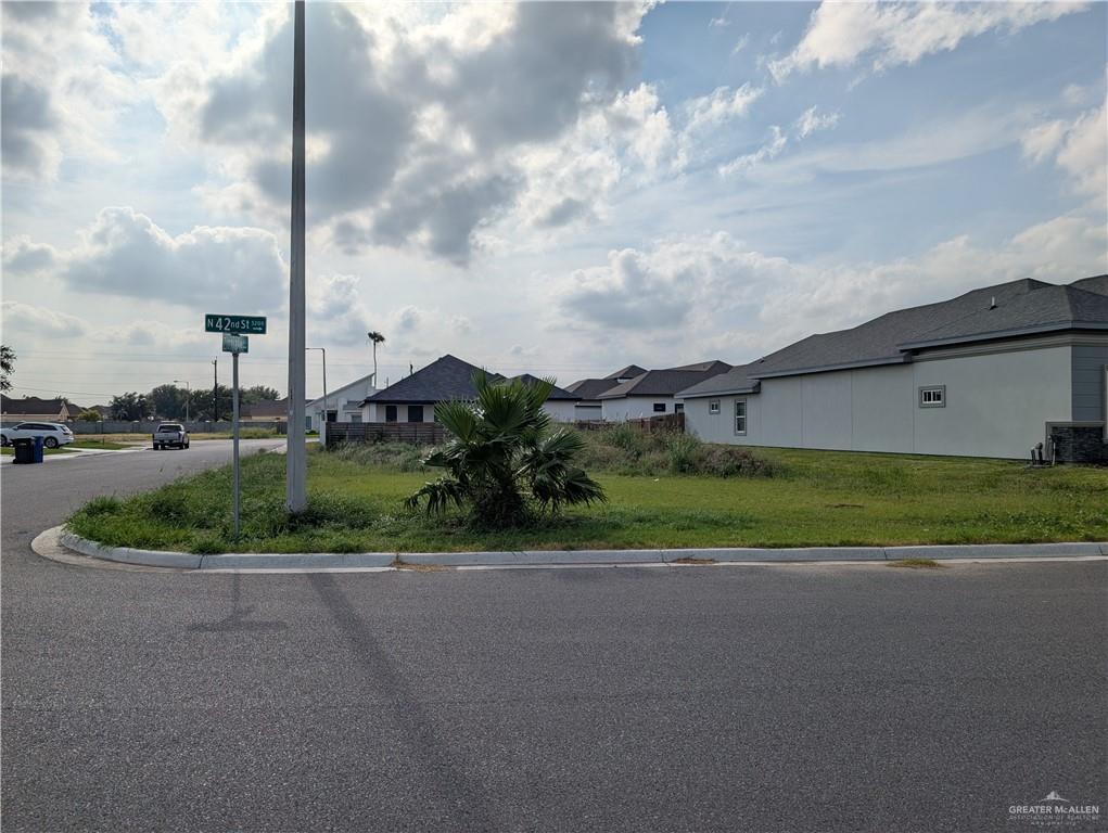 5201 N 42nd Street, McAllen, Texas image 2