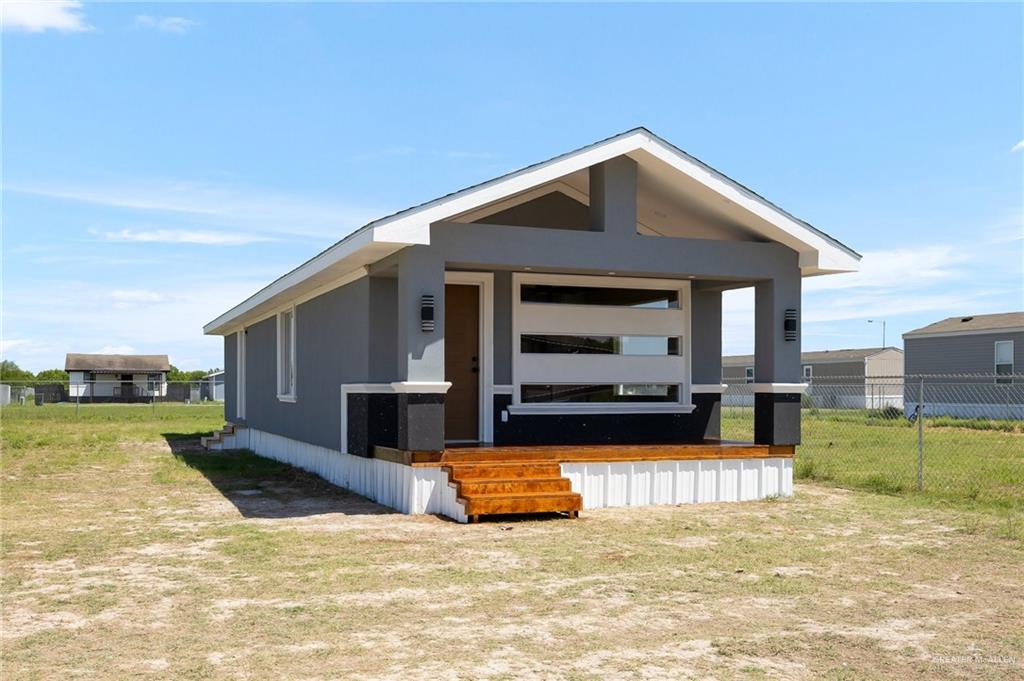 512 Amalia Avenue, Edinburg, Texas image 1