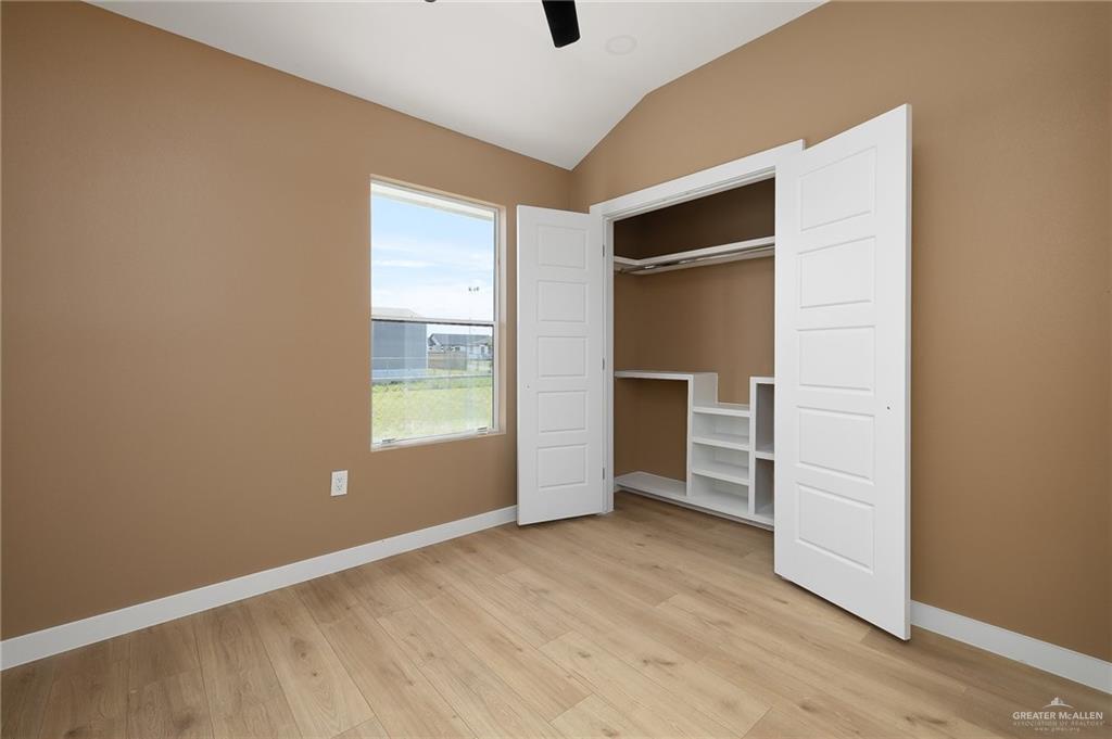512 Amalia Avenue, Edinburg, Texas image 7