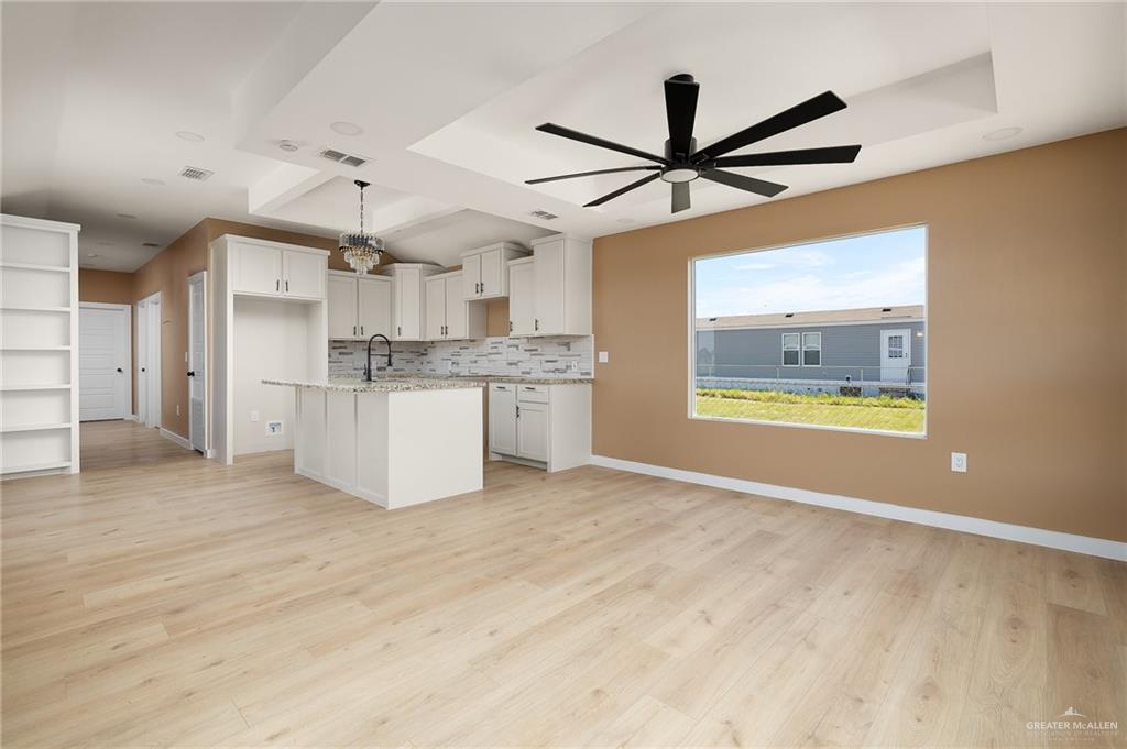 512 Amalia Avenue, Edinburg, Texas image 3