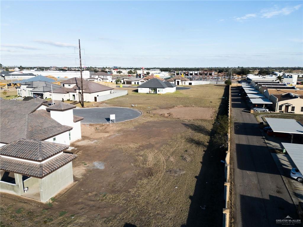 1821 S Queen Street, Edinburg, Texas image 3