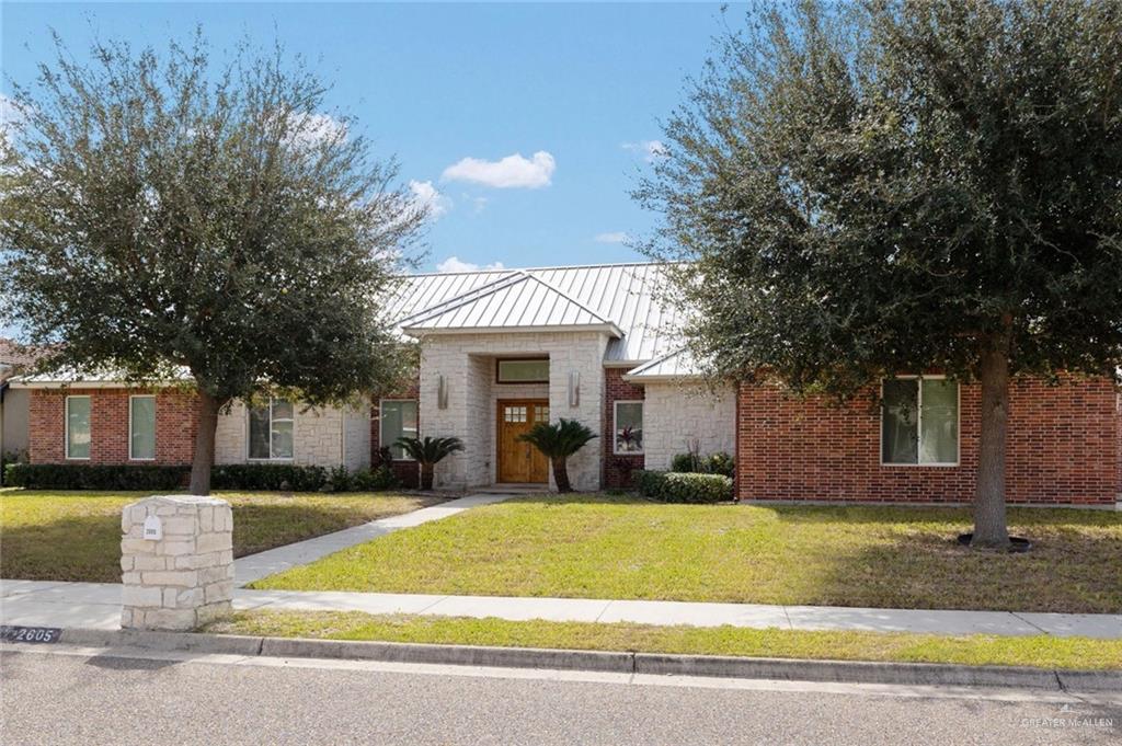 2605 Brazos Avenue