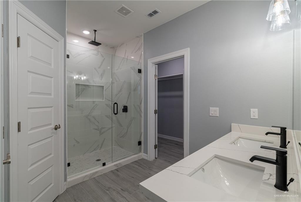 2604 Deion Drive, San Juan, Texas image 12