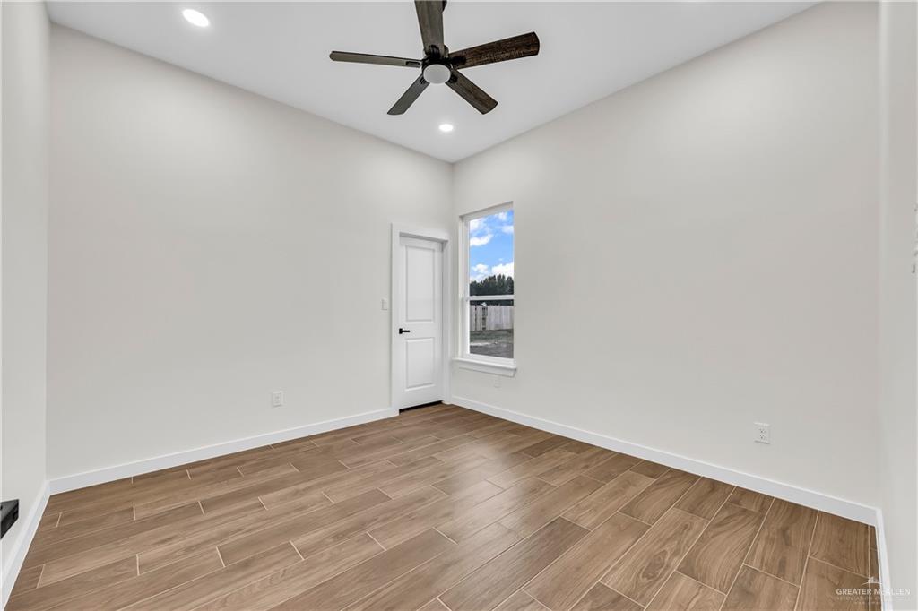 5567 Marisol Street, Weslaco, Texas image 15