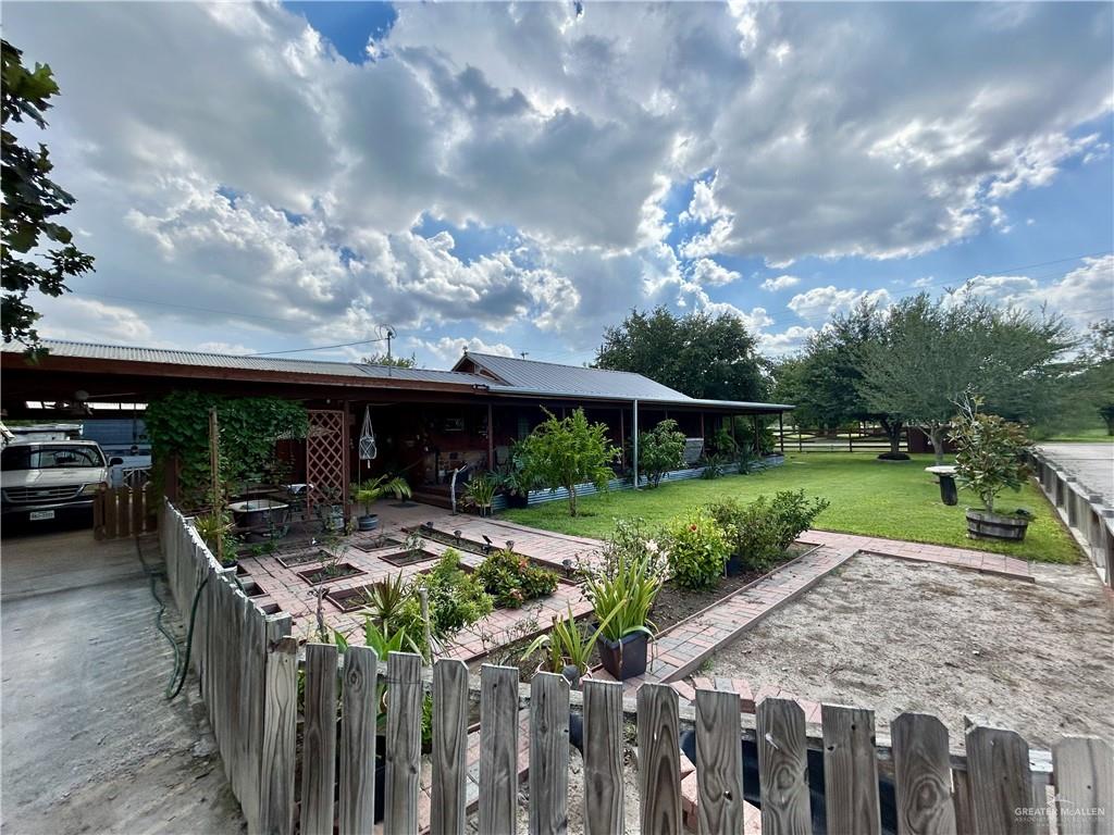 29814 Couch Avenue, Hargill, Texas image 18