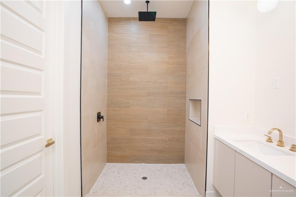 2607 Cottonwood Street, Mission, Texas image 10