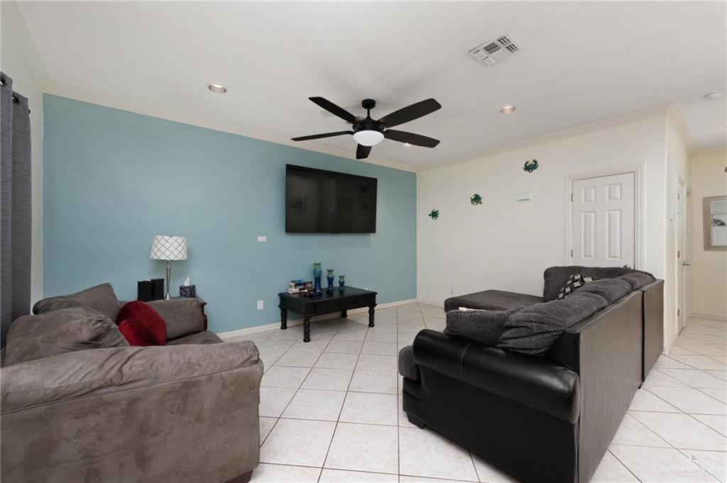 103 W Dolphin Street #1B, South Padre Island, Texas image 2