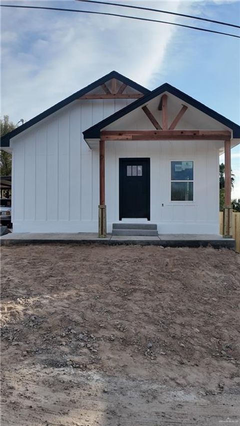 Apartment For Sale - 352 Elias Lopez Street<br/> Starr County, Rio Grande City, TX 78582