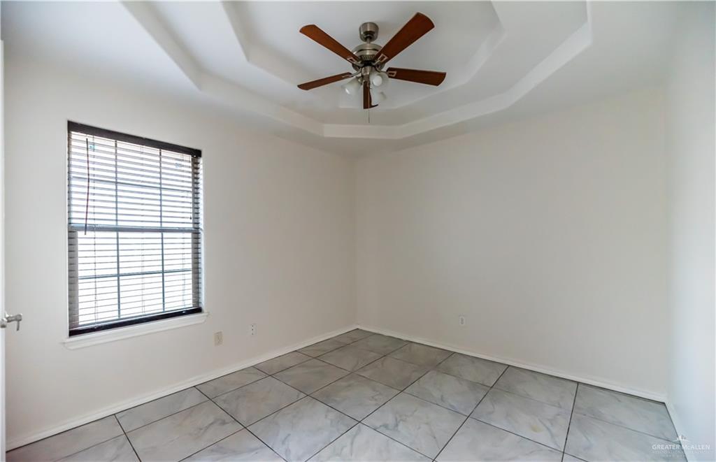 2121 Kingsborough Avenue, McAllen, Texas image 10