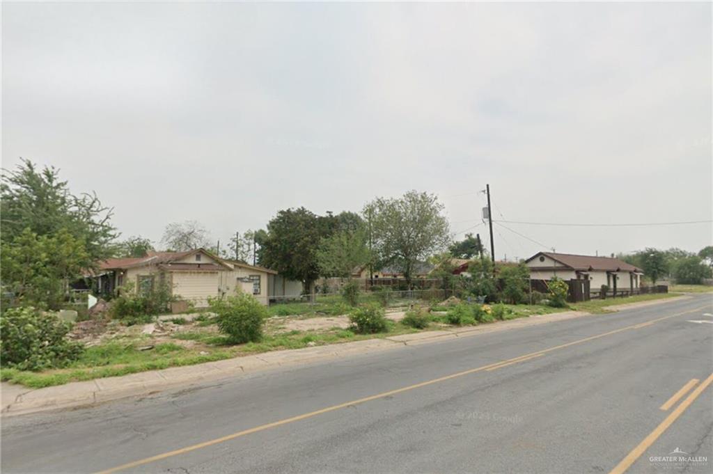 917 S 17 1/2 Street, McAllen, Texas image 2