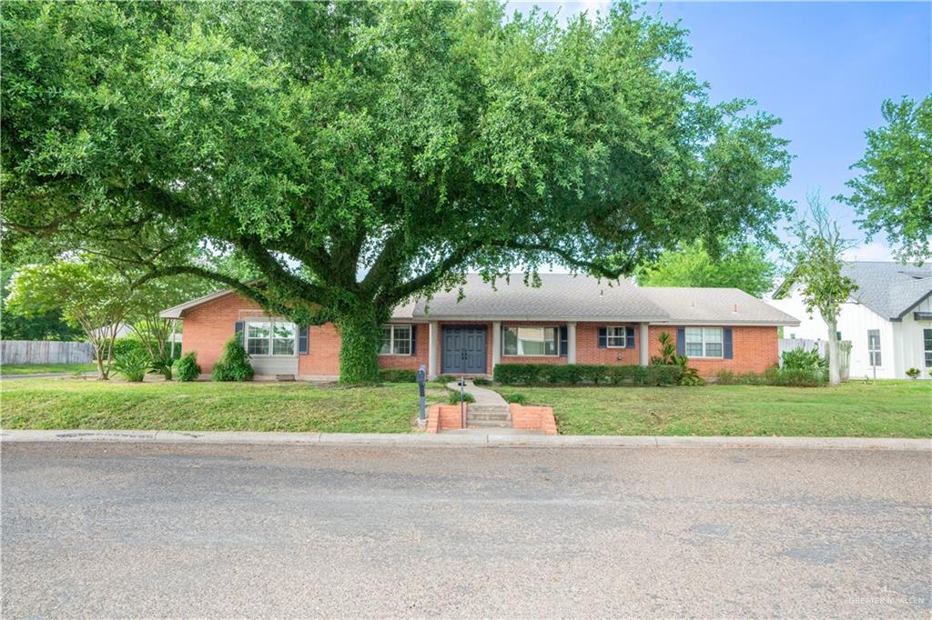 1201 Valley View Drive, Weslaco, Texas image 2