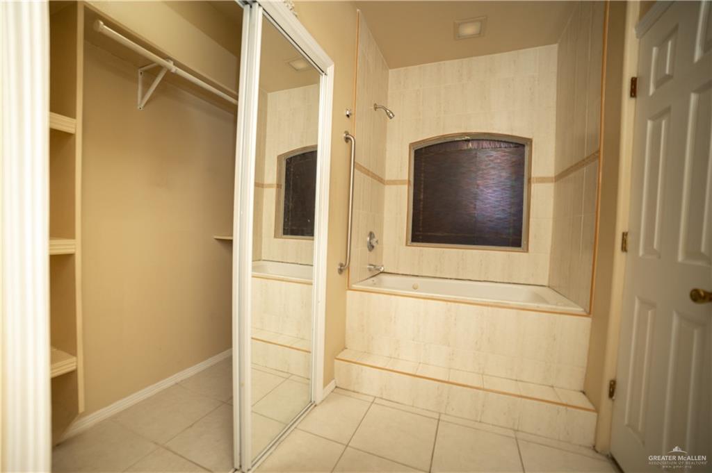 4731 Larkspur Drive, Brownsville, Texas image 18