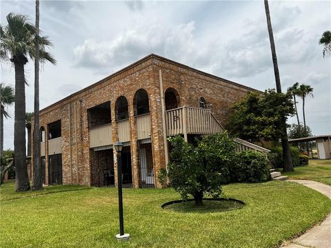Photo of 2708 Howard Lane #E4, McAllen, TX 78503 (MLS # 485746)