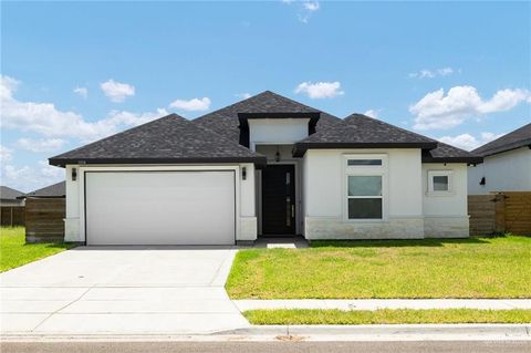 Photo of 1004 Orchard Drive, Alton, TX 78573 (MLS # 490941)