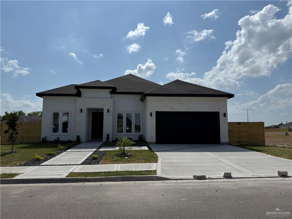 410 La Laguna, Mission, Texas image 1