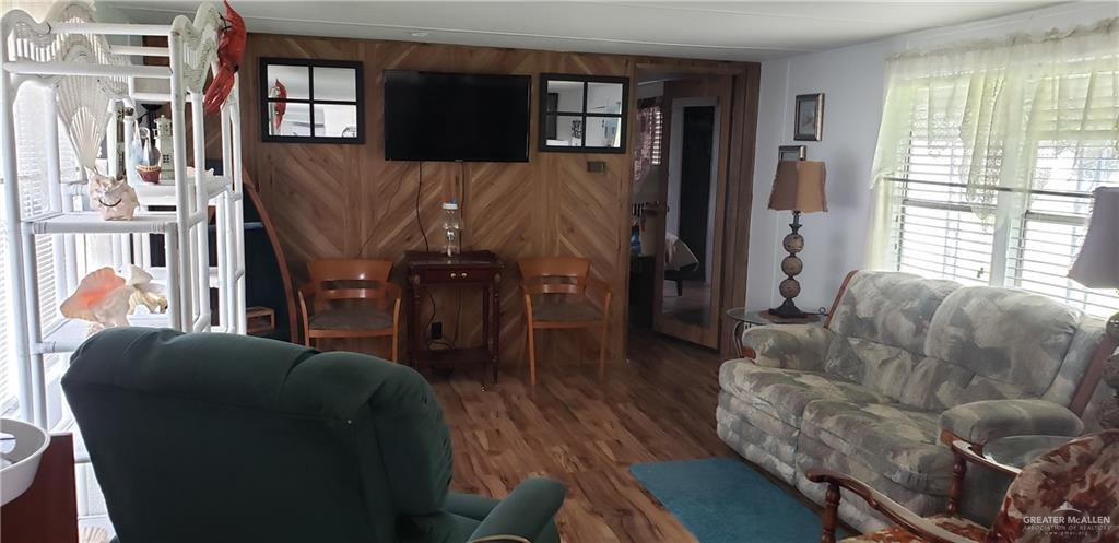 805 E Palmera Drive, La Feria, Texas image 3