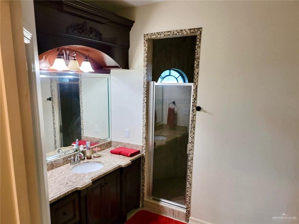 3210 S 5th Lane, McAllen, Texas image 8