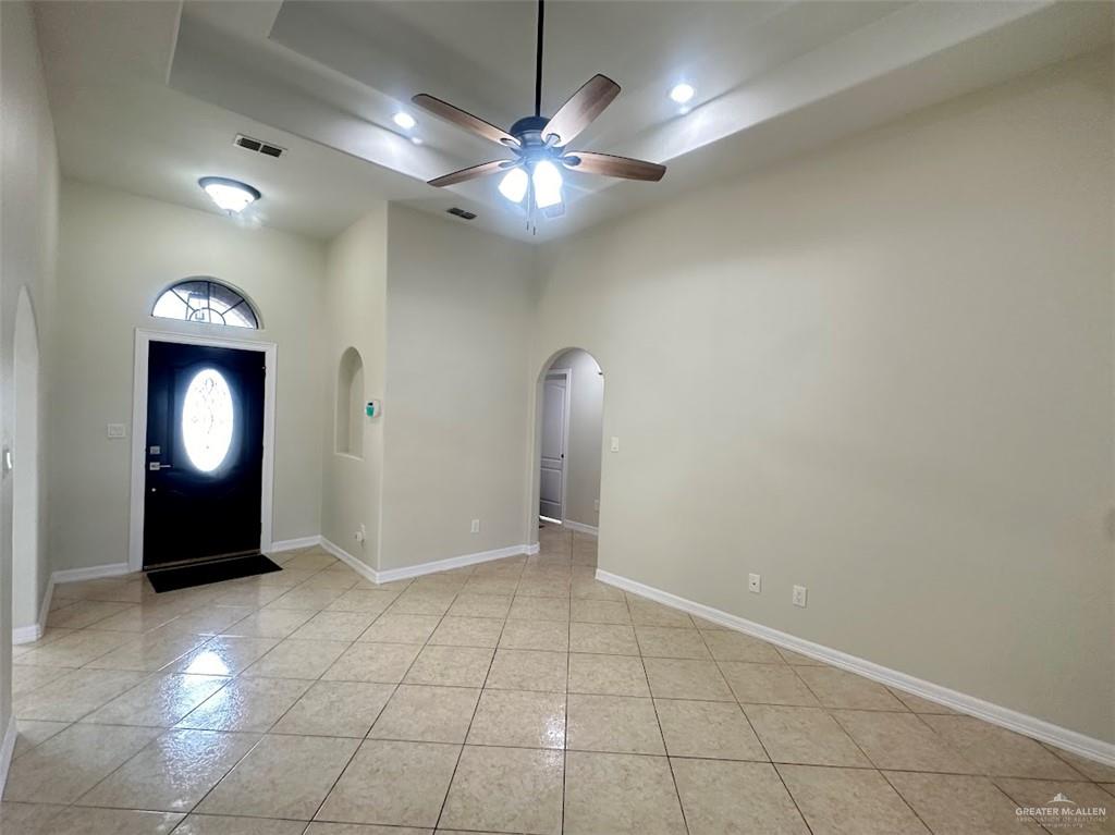 1002 W Green Jay Avenue, Pharr, Texas image 3