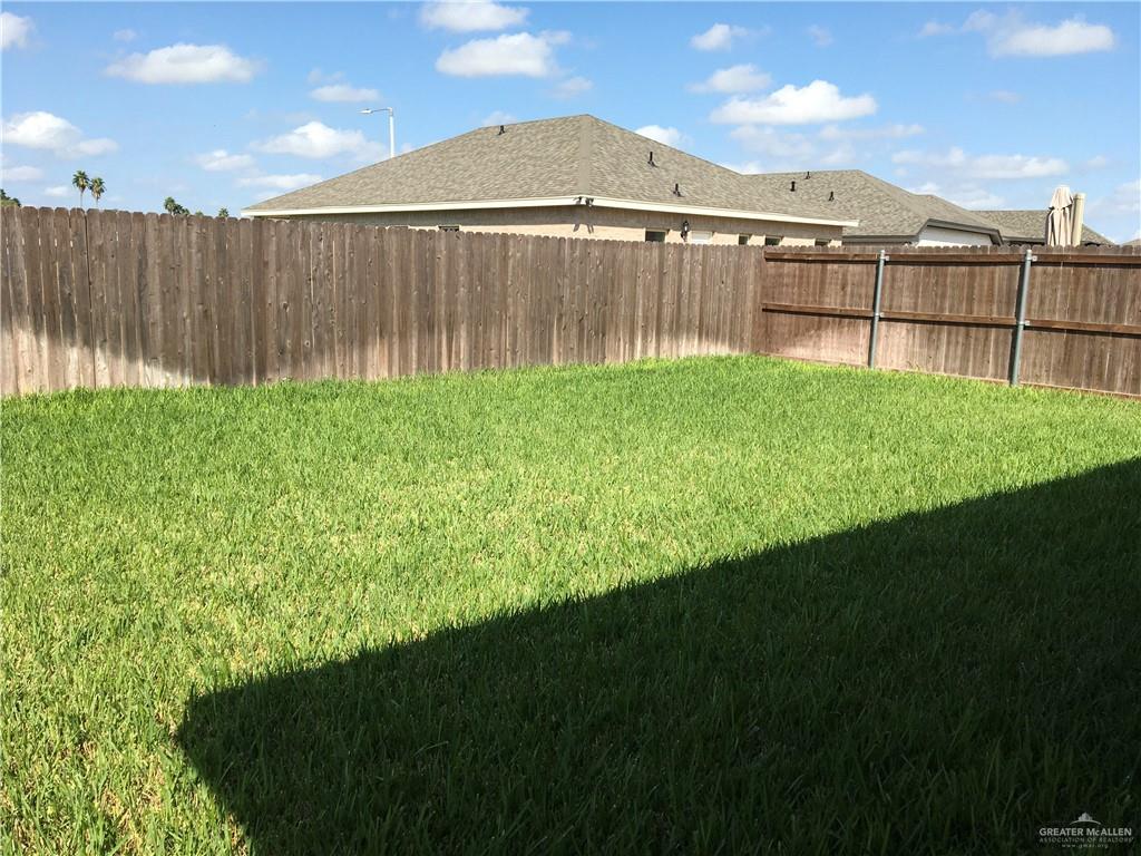 8411 N 33rd Lane, McAllen, Texas image 13