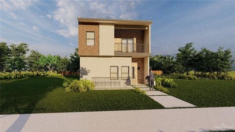Townhouse For Sale - 810 Bicentennial Boulevard<br/> McAllen, TX 78501