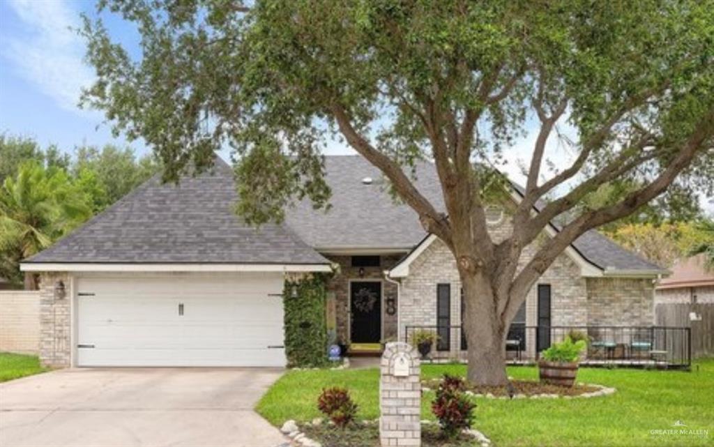 1719 Post Oaks Road, Edinburg, Texas image 1