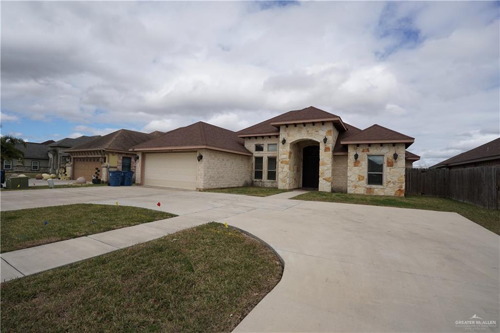 149 Alvarez Court, Los Fresnos, Texas image 2