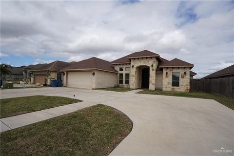 A home in Los Fresnos