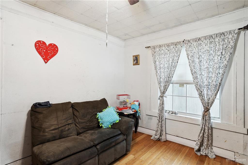 513 W Lincoln Avenue, Harlingen, Texas image 6