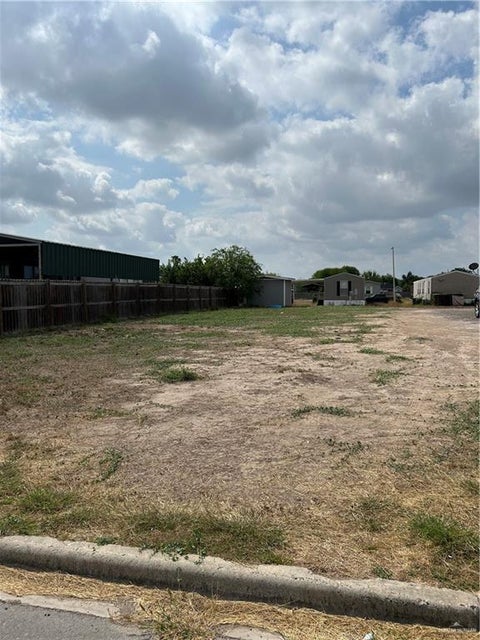 Vacant Land For Sale - 3015 W Mimosa Drive<br/> Weslaco, TX 78596