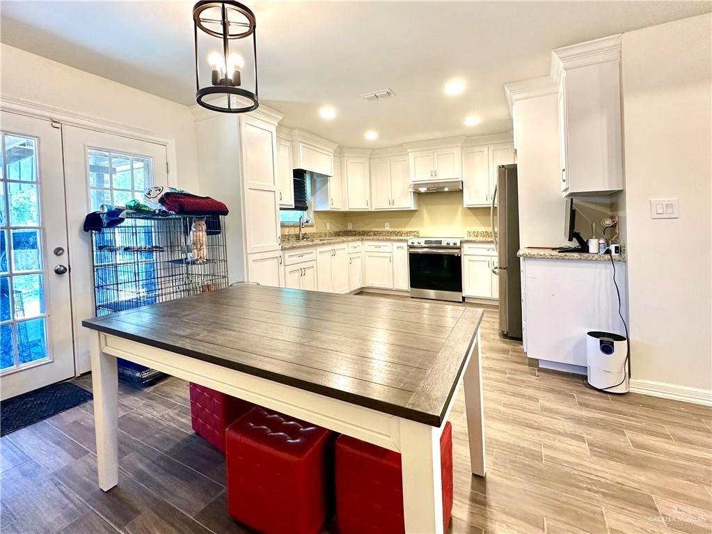 2901 Tree Top Court, Harlingen, Texas image 3