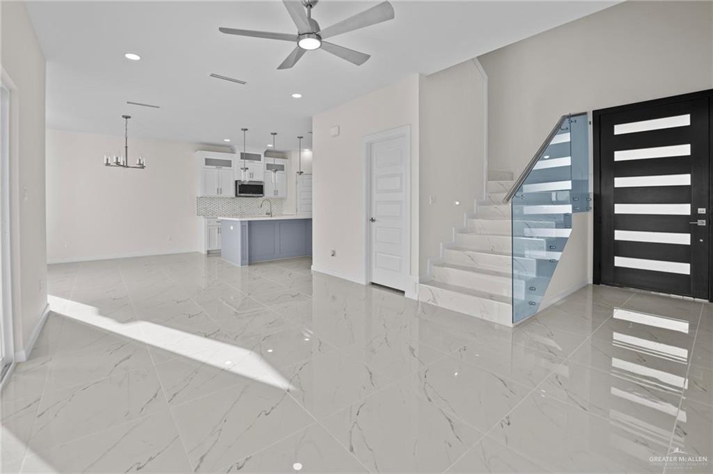 2610 E Solar Drive, Mission, Texas image 4