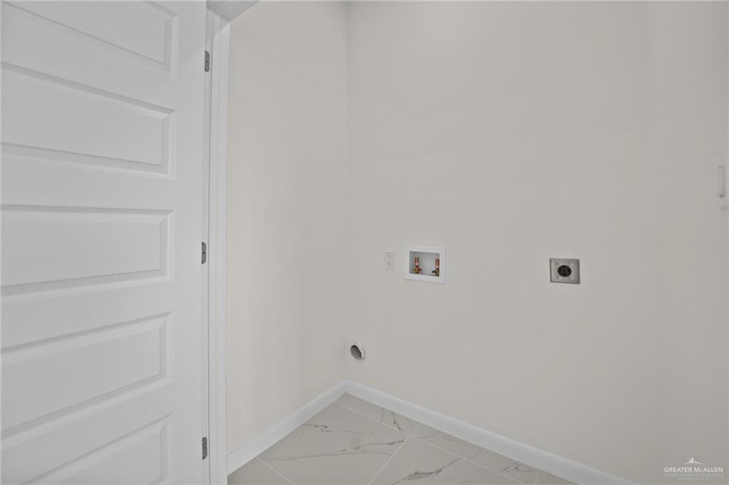 2610 E Solar Drive, Mission, Texas image 7