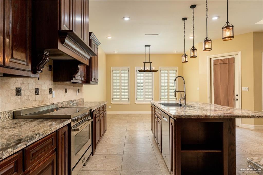 2014 Thacker Lane, Harlingen, Texas image 7
