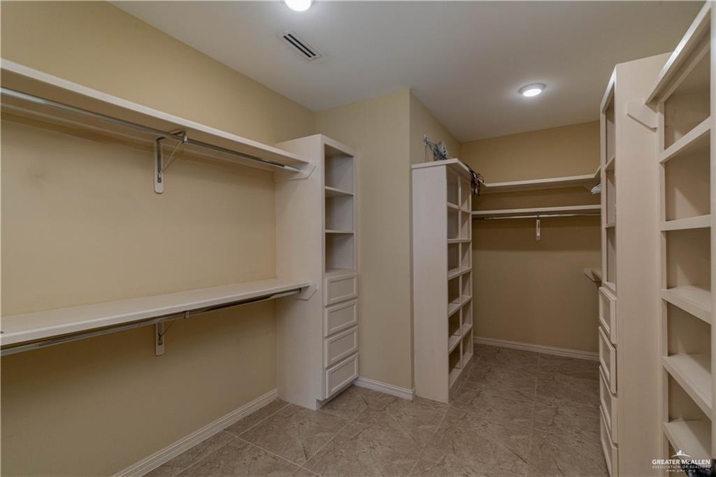 2014 Thacker Lane, Harlingen, Texas image 12