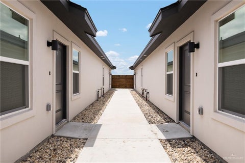 Condo For Sale - 713 Coves Lane #2<br/> Weslaco, TX 78599