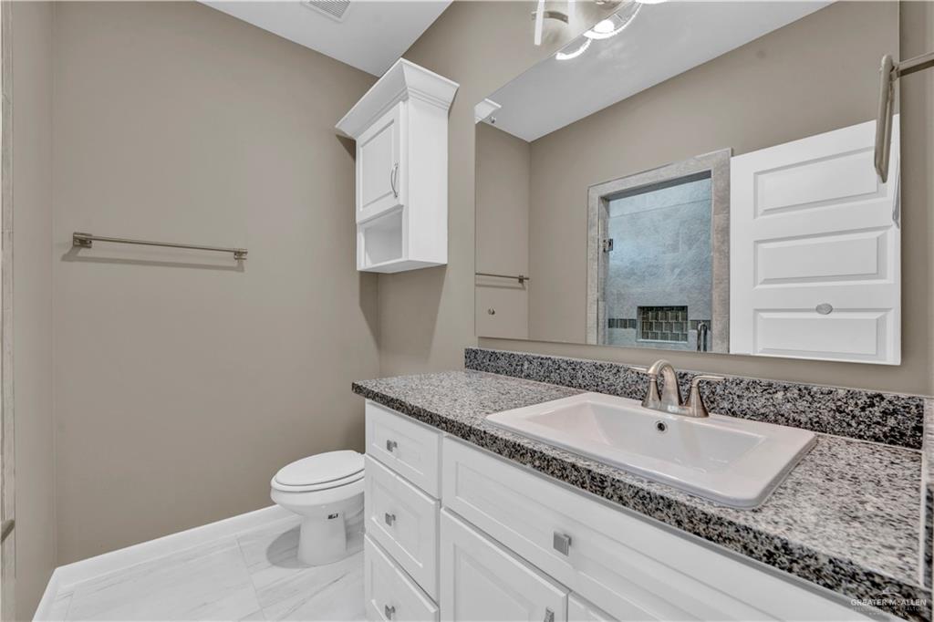 2601 E Retama Street, Hidalgo, Texas image 16