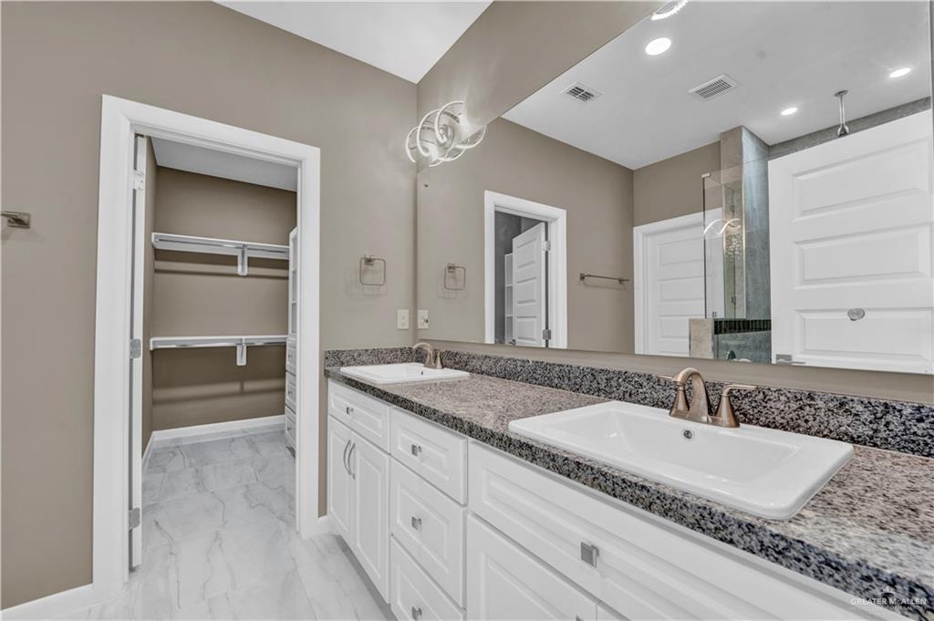 2601 E Retama Street, Hidalgo, Texas image 18