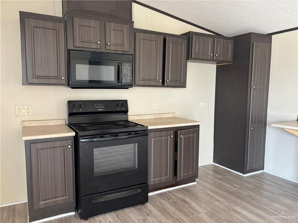 3014 W Mimosa Drive, Weslaco, Texas image 4