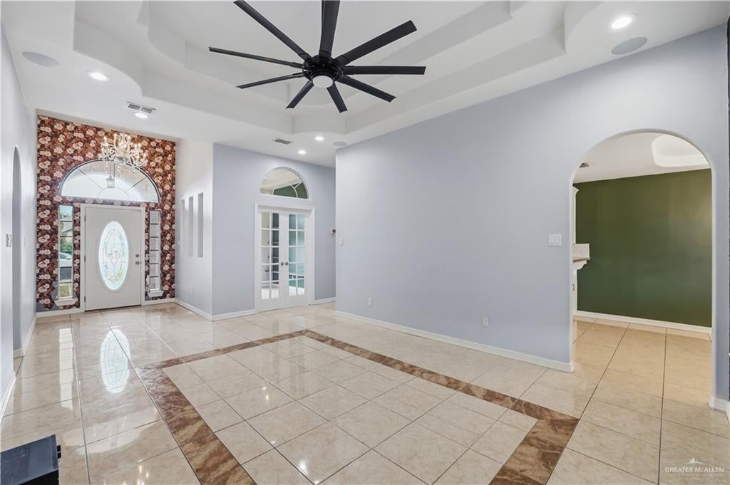 803 Grosbeak Avenue