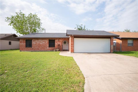 Townhouse For Sale - 813 W 13th Street<br/> San Juan, TX 78589