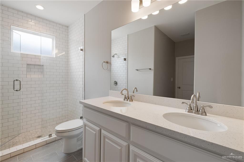 825 S Templo Dorado, Mission, Texas image 7