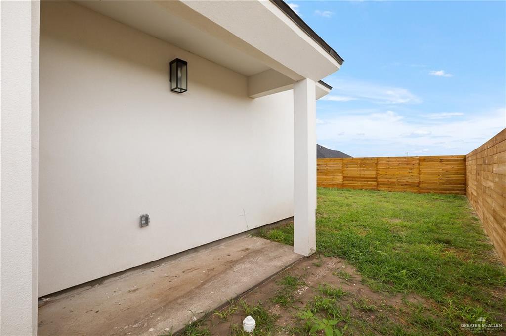 2500 E Conroe Road, Edinburg, Texas image 15